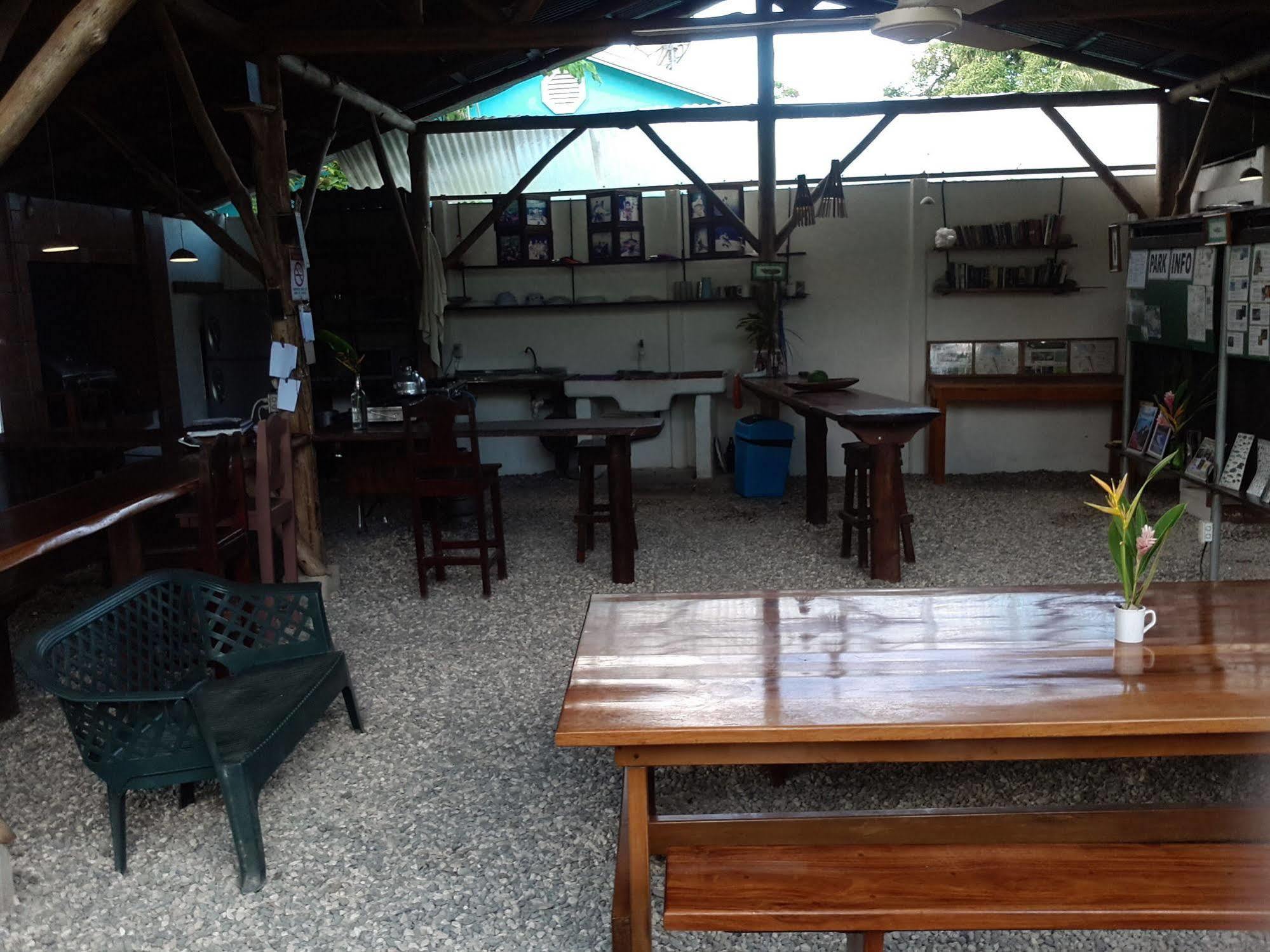 Cabinas Tropicales Puerto Jimenez Bagian luar foto